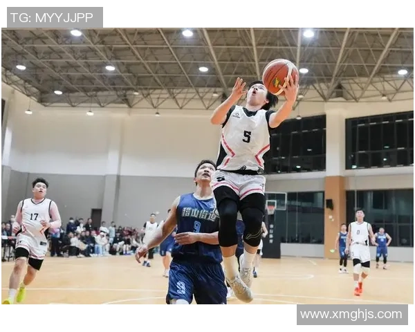 热议篮球：重庆篮球队的配合变革